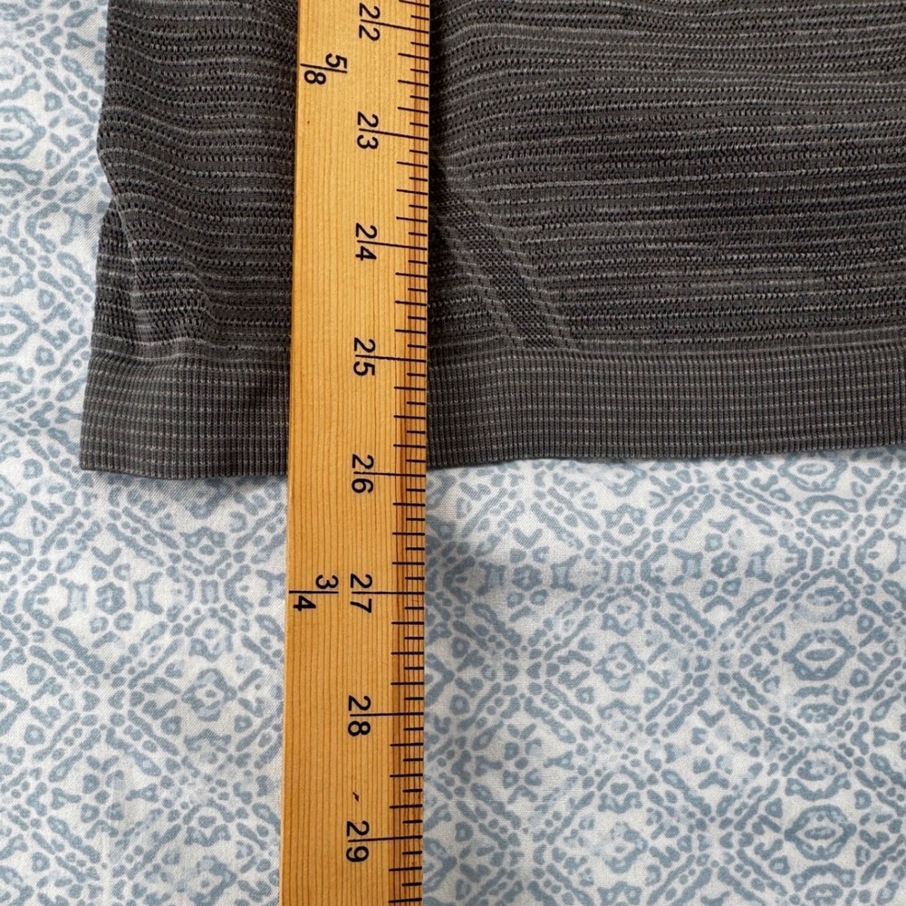 Lululemon Swiftly Tech Racerback Tank Top 2.0 Heathered Charcoal Grey Size 10 - Picture 5 of 6